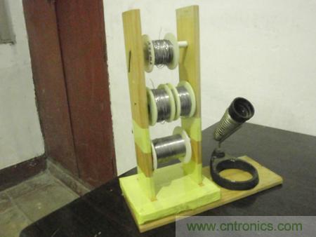 成本幾乎為零，三層錫絲架DIY