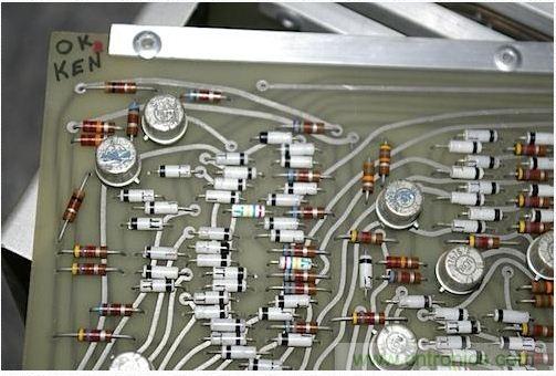 經(jīng)典懷舊拆解！歷史彌留的可編程科學(xué)計(jì)算器 from 1966