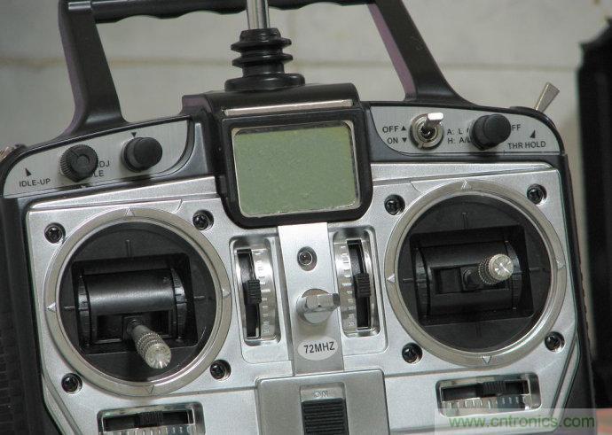 無人機(jī) DIY 制作全過程，酷得不要不要的！