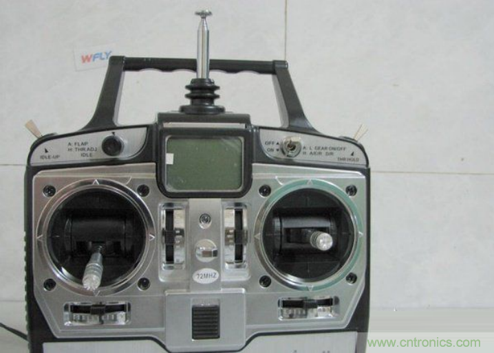 無人機(jī) DIY 制作全過程，酷得不要不要的！