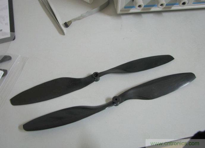 無人機(jī) DIY 制作全過程，酷得不要不要的！