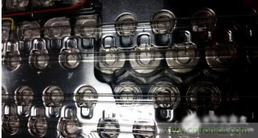 我用廢棄微波爐DIY了一個大功率點焊機(jī)