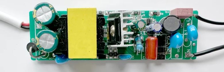 RS瑞森半導(dǎo)體在LED驅(qū)動(dòng)電源上的應(yīng)用 RS瑞森半導(dǎo)體在LED驅(qū)動(dòng)電源上的應(yīng)用