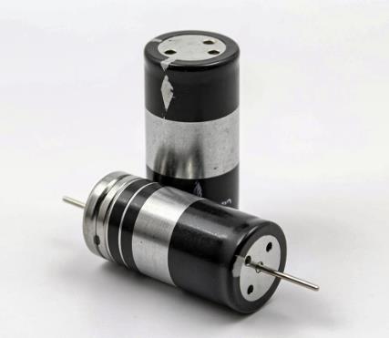 鋁殼電阻技術(shù)解析：原理、優(yōu)勢(shì)與產(chǎn)業(yè)生態(tài)全景