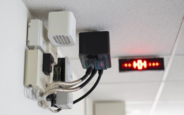 從誤報到精準(zhǔn)預(yù)警:多光譜MCU重構(gòu)煙霧探測邊界 從誤報到精準(zhǔn)預(yù)警:多光譜MCU重構(gòu)煙霧探測邊界