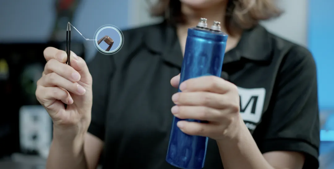 “扒開”超級(jí)電容的“外衣”，看看超級(jí)電容“超級(jí)”在哪兒